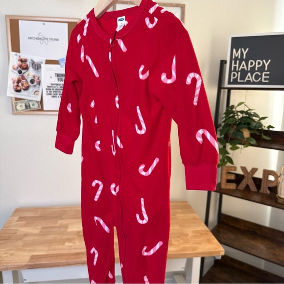 Old Navy Kids Candy Cane Print Performance Fleece Onepiece Unisex Size 2T - Picture 3 of 10